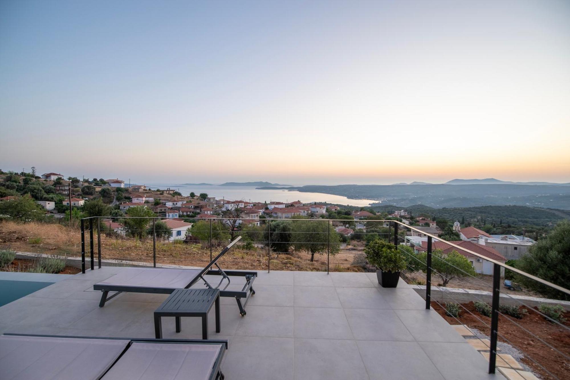 Sunset Luxury Villa Akritokhórion Exterior foto